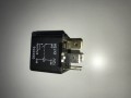 LS0016 - Relay (12v 30A)